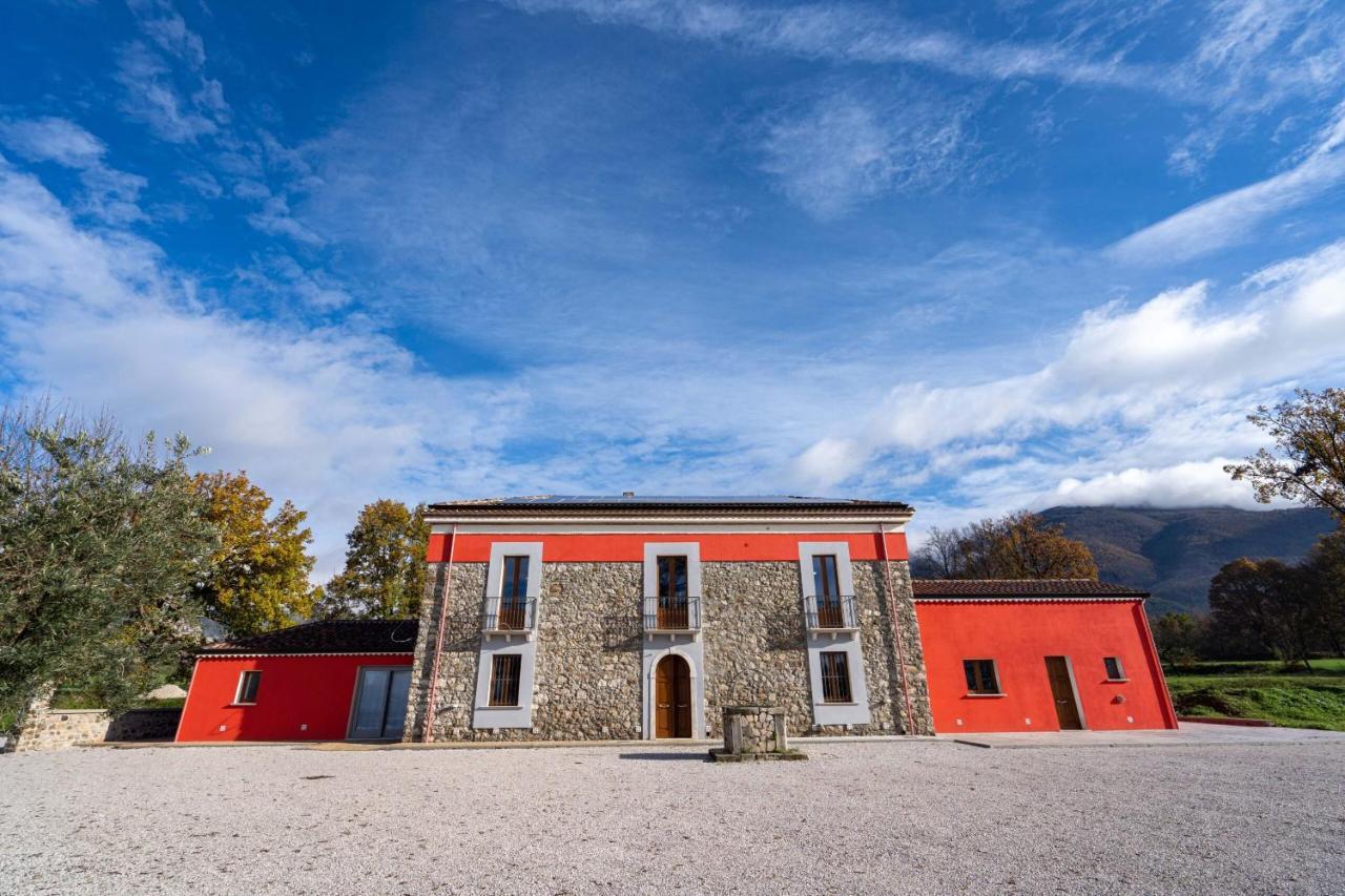 Agriturismo Dipinto Dal Sole ปาดูลา ภายนอก รูปภาพ